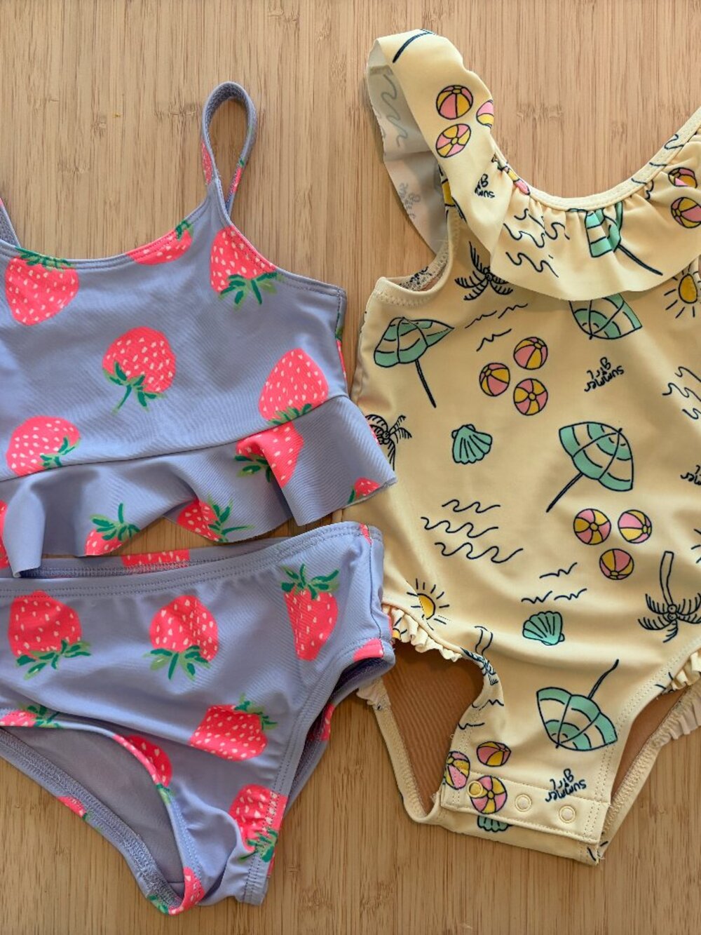 Bundle Gap Strawberry Two-Piece Swimsuit Beach Scene One Piece Baby 6-12M
